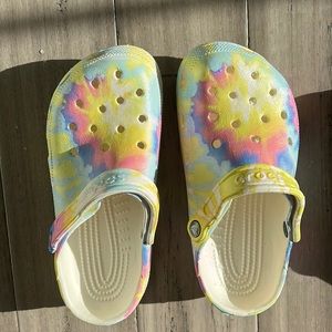 tie-dye crocs.